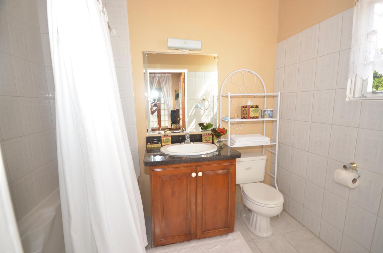 Summerhill Four Bedroom Villa Montego Bay Exterior foto